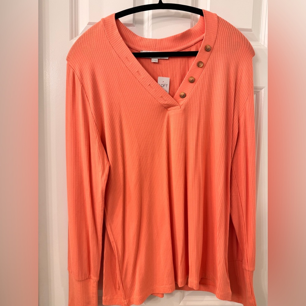 LOFT Coral Button-Trim Ribbed Top